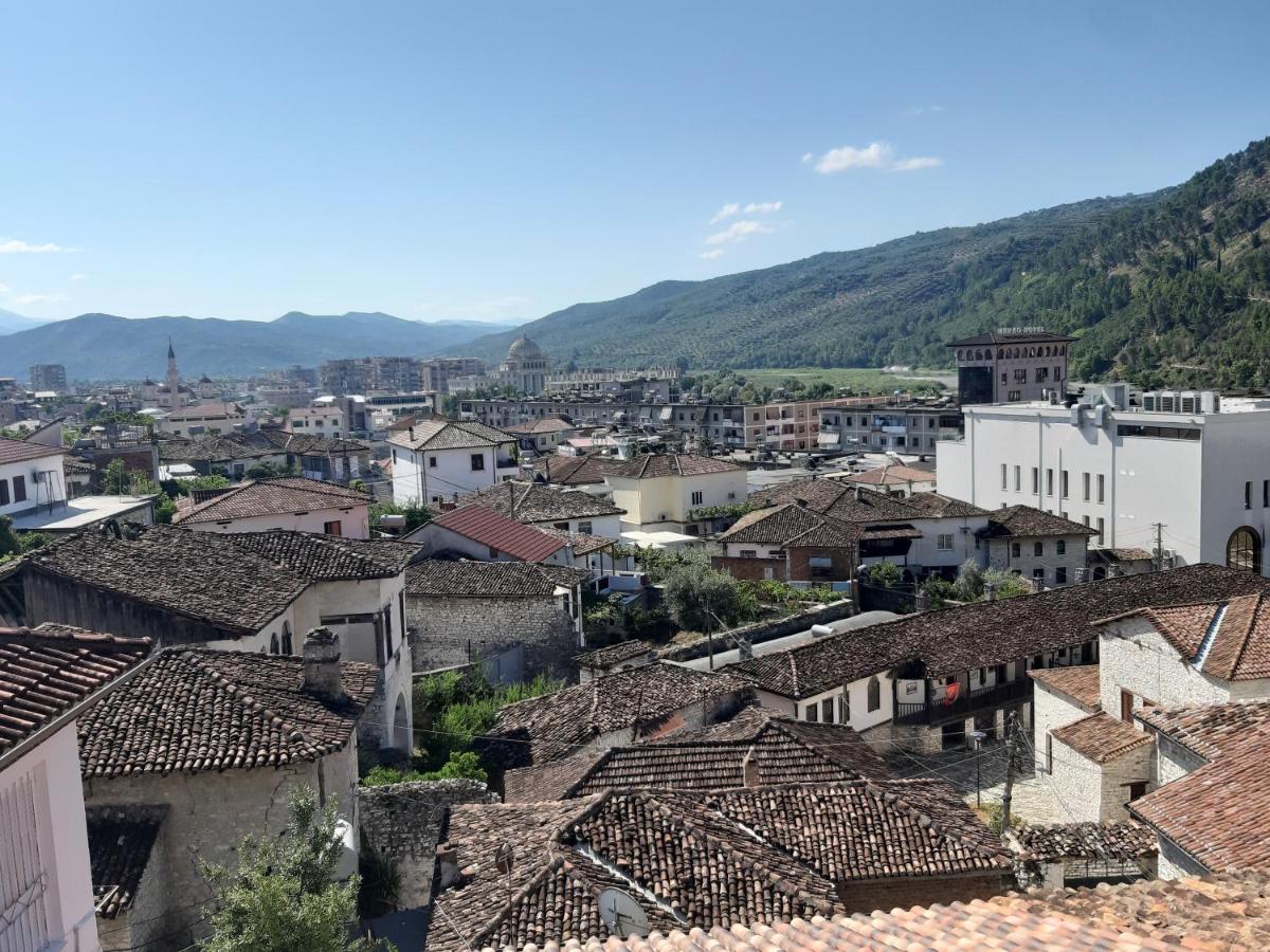 B&Bsheshalliu Berat Exterior photo