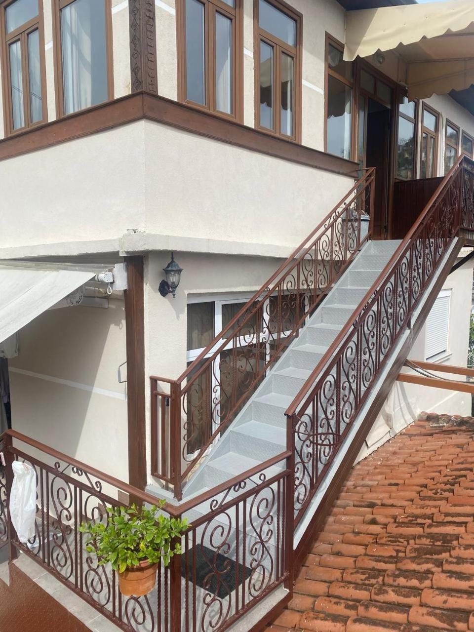B&Bsheshalliu Berat Exterior photo